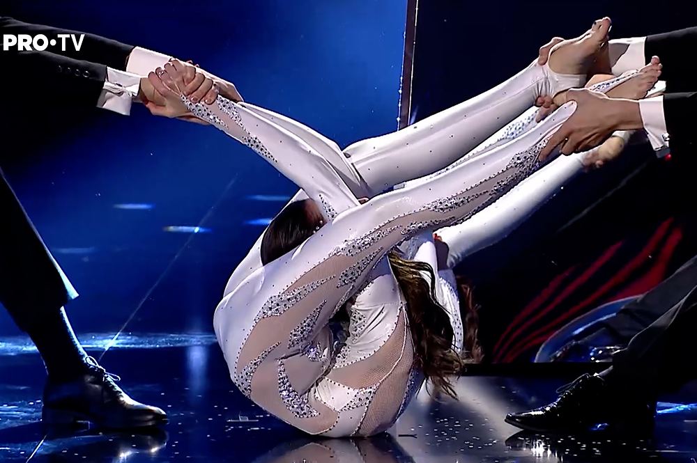 Romanii au talent semifinal